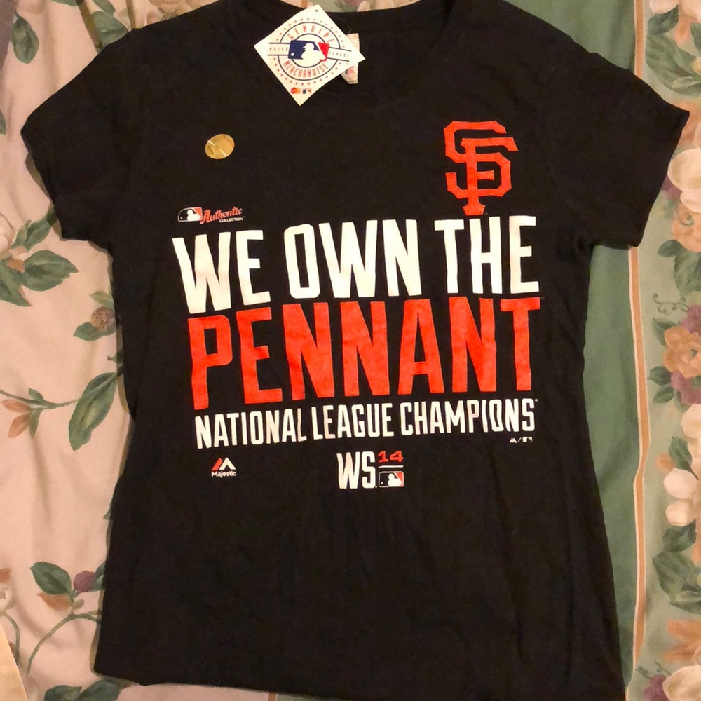 NWT mlb SF black T-shirt